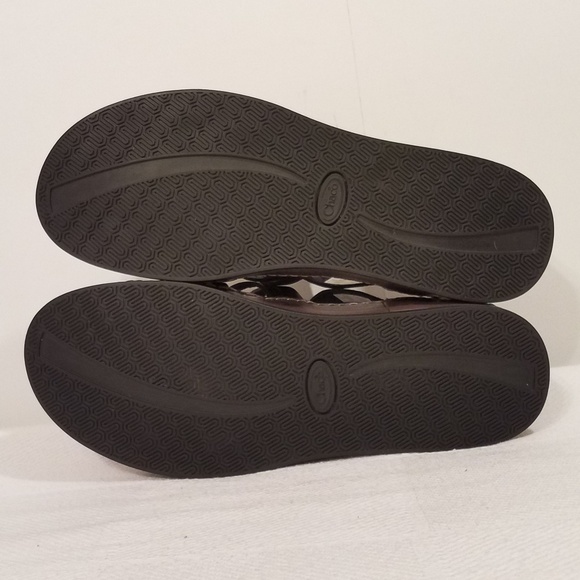 women's fallon chacos